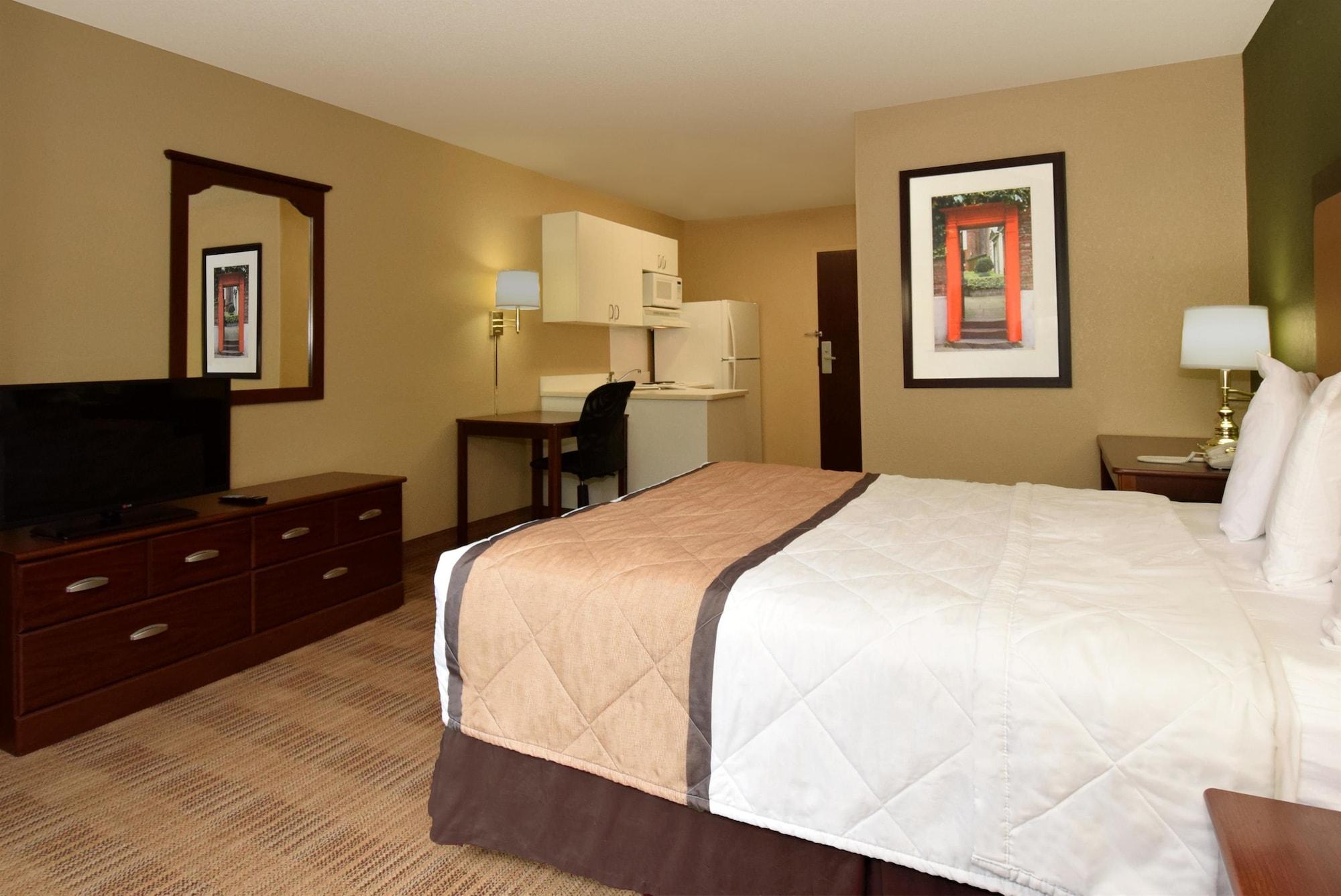 Extended Stay America Suites - Indianapolis - Castleton Exterior photo