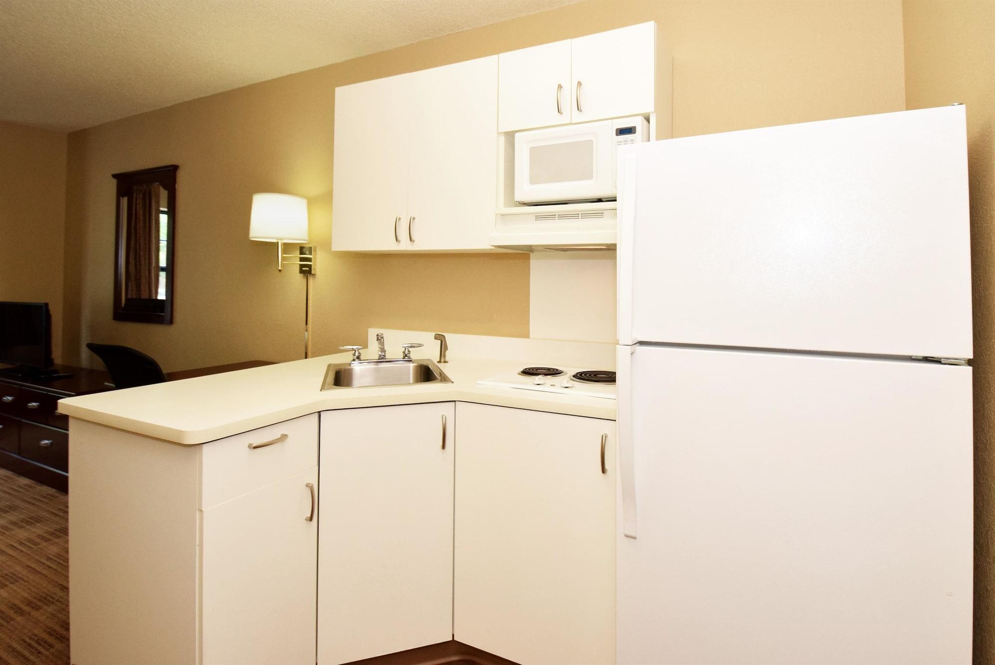 Extended Stay America Suites - Indianapolis - Castleton Exterior photo